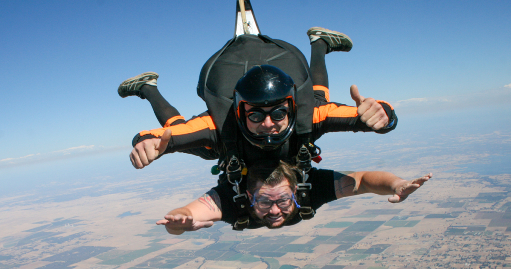 Matt Tilford skydives with his instructor-turnedmentee Sergei Ivanov.